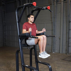 Pro Clubline Vertical Knee Raise Chin Dip